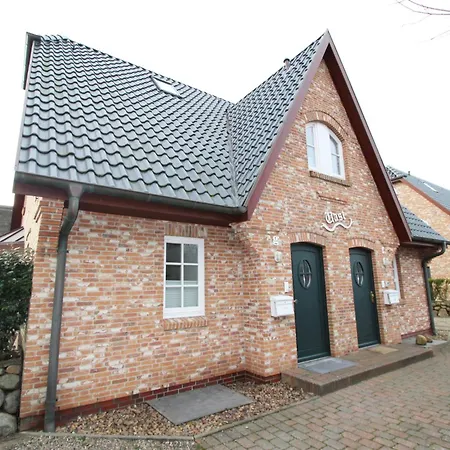 Uast - Westerlandstr 27 G, App 1 Apartment *